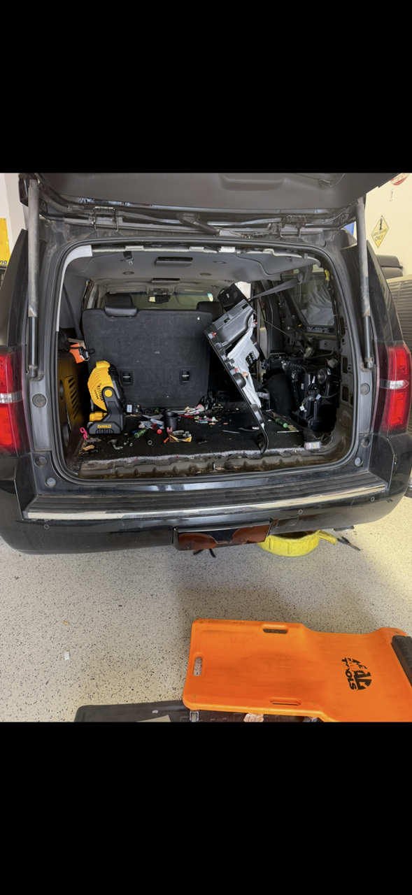 AC Recharge & Leak Check
